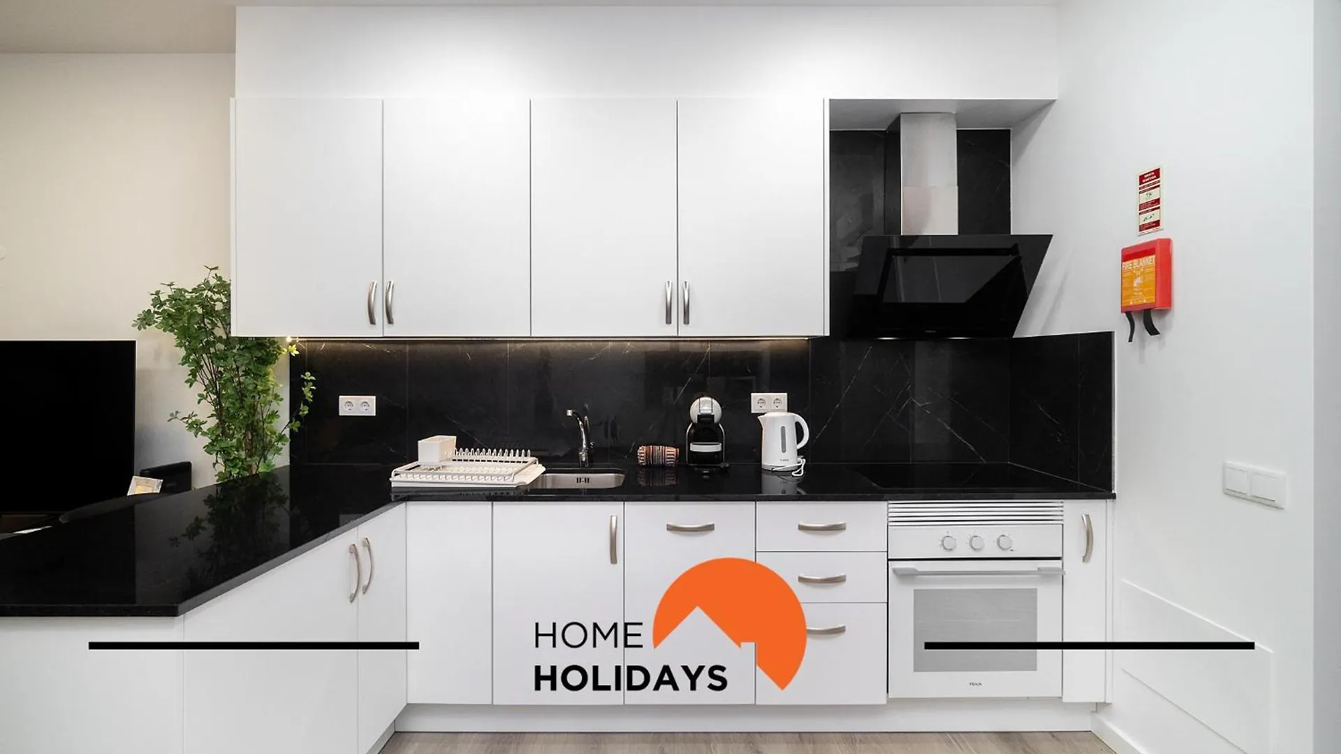 #304 - Albufeira Beach House By Home Holidays Portugal
